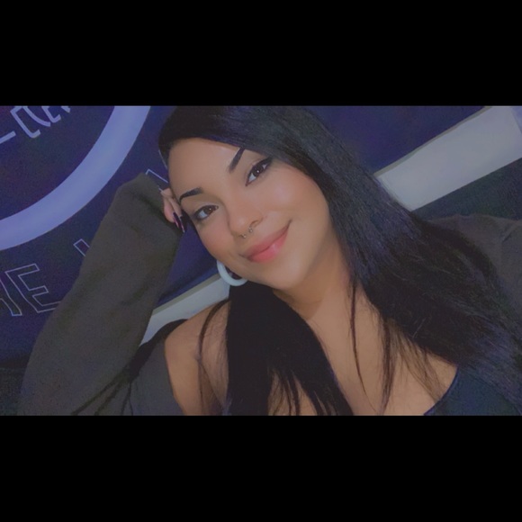 Meet your Posher, Tyi - Picture 1 of 1